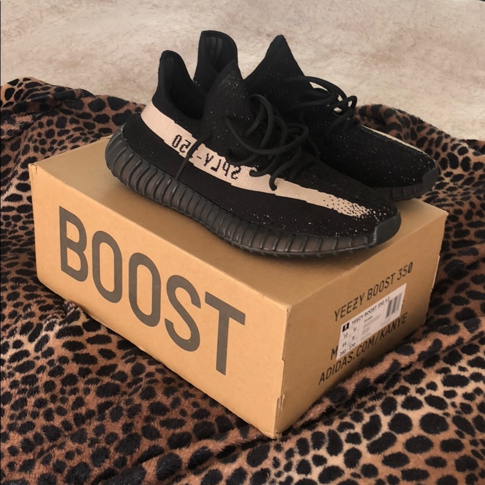 Yeezy Boost 350 Oreo Size 10